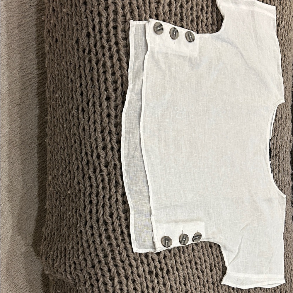 Harve Benard Linen Top - Picture 3 of 5